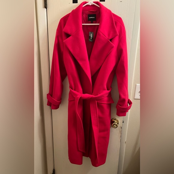 Express Large Pink Coat - Picture 1 of 4